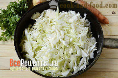 Κοκκινιστό λάχανο με βήμα συνταγή λουκάνικο βήμα με φωτογραφίες