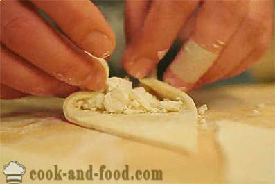 Κέικ ζυμομύκητα με τυρί στο φούρνο