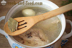 Πώς να μαγειρέψουν σούπα κοτόπουλο με ρύζι