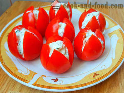 Εορταστική Ντομάτα σύνθεση - τουλίπες