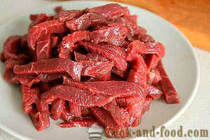 Αγγούρια με βάση το κρέας στην κορεατική (τμήμα)