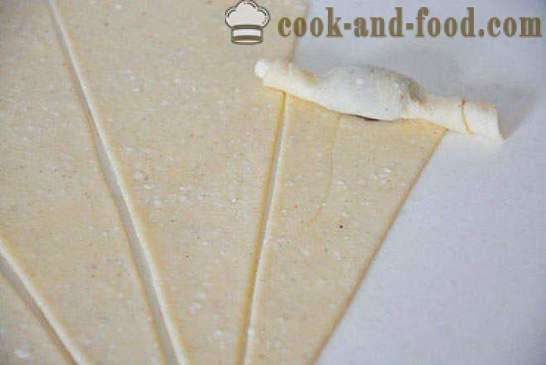 Στρογγυλά ψωμάκια με μαρμελάδα της cottage ζύμη τυριού