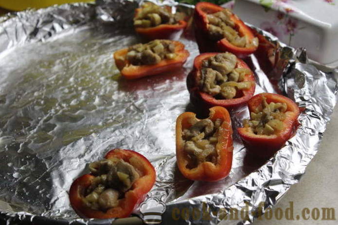 Πιπεριές γεμιστές με κιμά με το ψιλοκομμένο σέλινο - όπως ψητά γεμιστές πιπεριές στο φούρνο, με μια βήμα προς βήμα φωτογραφίες συνταγή