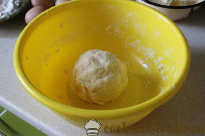 Αχλάδι ζύμη πίτας - πώς να ψήνουν ένα κέικ με αχλάδια, κρέμα και σουφλέ στο φούρνο, με μια βήμα προς βήμα φωτογραφίες συνταγή