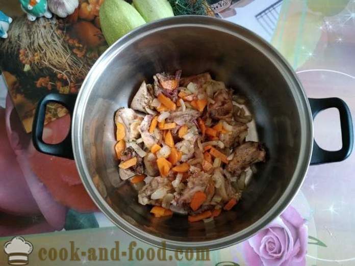 Μοσχαράκι με πατάτες και κολοκυθάκια - πώς να μαγειρεύουν ένα νόστιμο στιφάδο λαχανικών με κολοκυθάκια, ένα βήμα προς βήμα φωτογραφίες συνταγή
