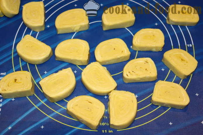 Ναπολιτάνικη sfolyatelle - πώς να κάνει κουλούρια σφολιάτας με τυρί ρικότα, βήμα προς βήμα φωτογραφίες συνταγή