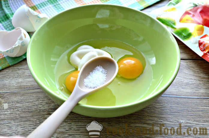 Ρολά αυγού με άμυλο και μαγιονέζα - πώς να κάνει τηγανίτες για σαλάτα αυγό, ένα βήμα προς βήμα φωτογραφίες συνταγή
