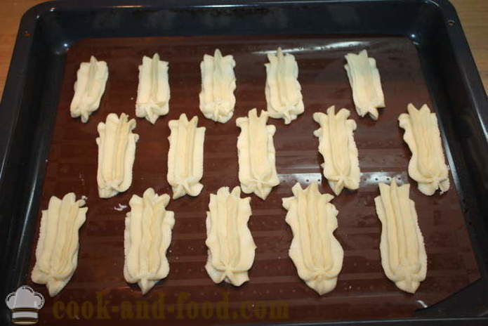Κουλουράκι κολλημένα πλήρωση - πώς να μαγειρεύουν μπισκότα με γέμιση, βήμα προς βήμα φωτογραφίες συνταγή