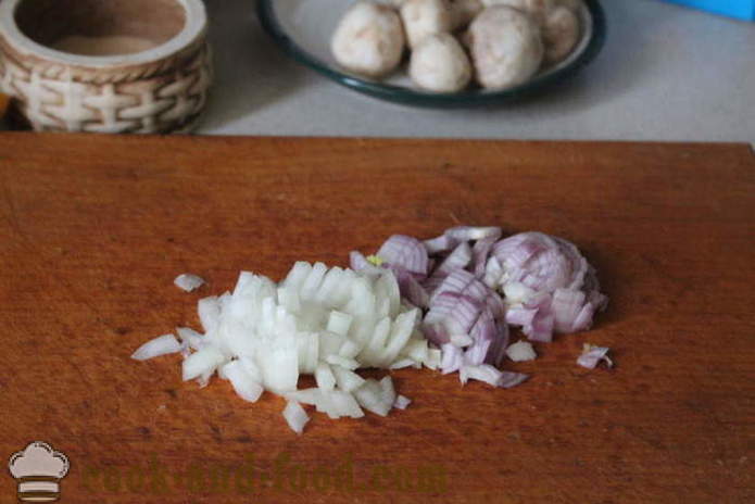 Κρεμώδη σάλτσα μανιταριών - πώς να μαγειρεύουν μια σάλτσα μανιταριών με μανιτάρια, ένα βήμα προς βήμα φωτογραφίες συνταγή