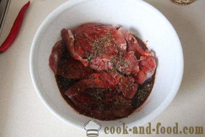 Βόειο κρέας μπριζόλα σε ένα τηγάνι - πώς να ψητό μοσχαρίσιο φιλέτο, ένα βήμα προς βήμα φωτογραφίες συνταγή