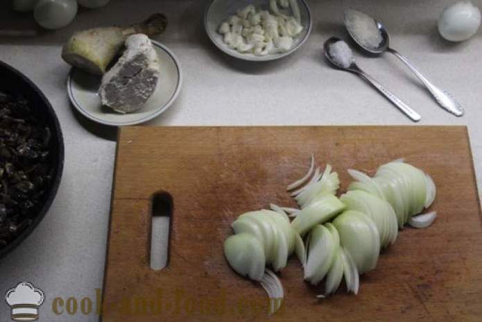 Πολυεπίπεδη σαλάτα με μανιτάρια, του μαστού και ανανά - πώς να κάνει σαλάτα ανανά με κοτόπουλο, ένα βήμα προς βήμα φωτογραφίες συνταγή