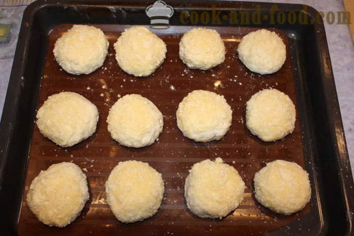 Ρολά Yeast πληρωτικό και τρίξιμο - πώς να κάνει muffins με ψεκάζει, μια βήμα προς βήμα φωτογραφίες συνταγή