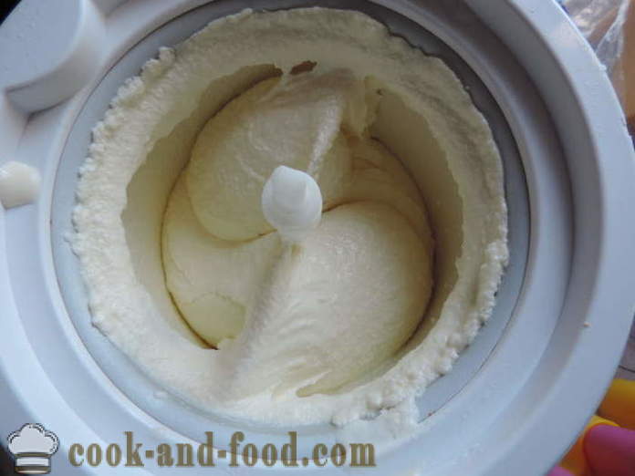 Σπιτικό παγωτό με άμυλο - πώς να κάνει το γάλα πάγο στο σπίτι, βήμα προς βήμα φωτογραφίες συνταγή