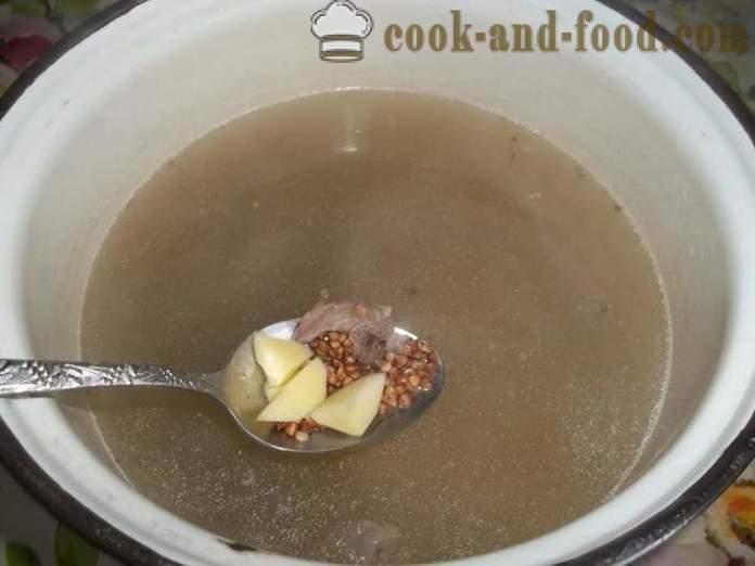 Σούπα Φαγόπυρο με το βόειο κρέας - πώς να μαγειρεύουν το φαγόπυρο ζωμό σούπας, ένα βήμα προς βήμα φωτογραφίες συνταγή
