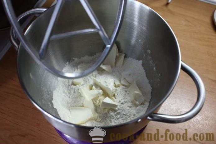 Τα πιο νόστιμα ψωμάκια με γάλα χωρίς μαγιά - πώς να ψήνουν τηγανίτες στο φούρνο με το κρέας, βήμα προς βήμα φωτογραφίες συνταγή