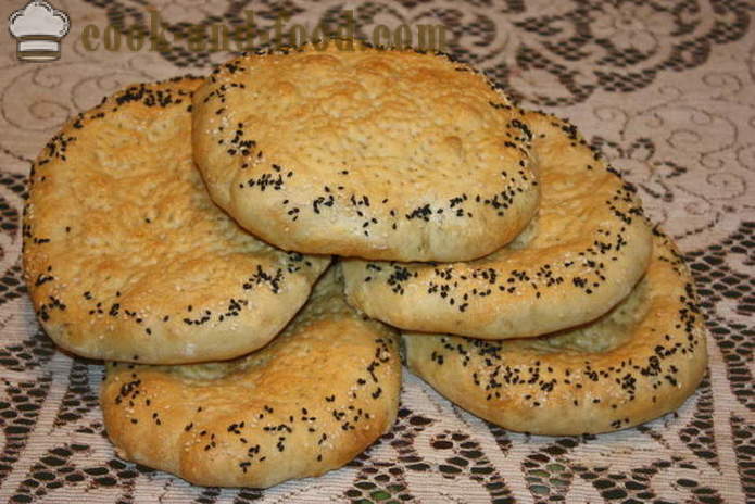 Κέικ ζύμης στο patyr φούρνο - πώς να μαγειρεύουν Ουζμπεκιστάν ψωμί στο σπίτι, βήμα προς βήμα φωτογραφίες συνταγή