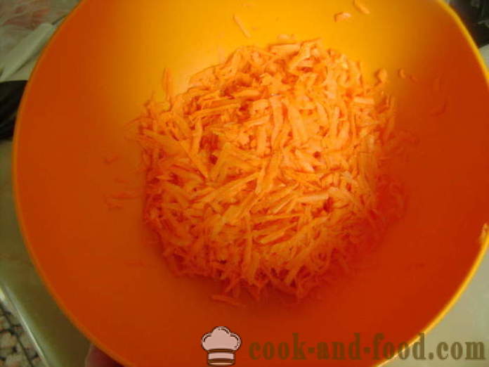 Μαγιονέζα νόστιμη σαλάτα με άγριο σκόρδο, τα καρότα, το σκόρδο και τα καρύδια - πώς να μαγειρεύουν σαλάτα καρότο με άγριο σκόρδο, με μια βήμα προς βήμα φωτογραφίες συνταγή