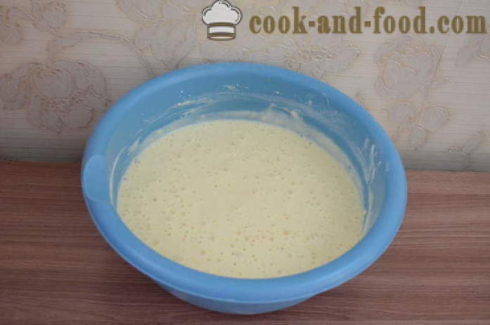Γρήγορη Κέικ με κεφίρ χωρίς γέμιση - πώς να προετοιμάσει ζελέ τούρτα με κεφίρ στο φούρνο, με μια βήμα προς βήμα φωτογραφίες συνταγή