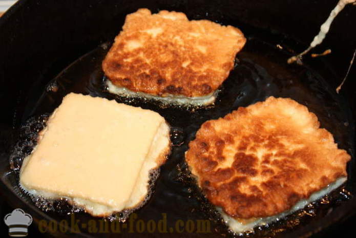 Έτοιμο κέικ γκοφρέτας με τυρί cottage σε κουρκούτι καρύδας - πώς να μαγειρεύουν αρχική cheesecakes, ένα βήμα-βήμα φωτογραφίες συνταγή
