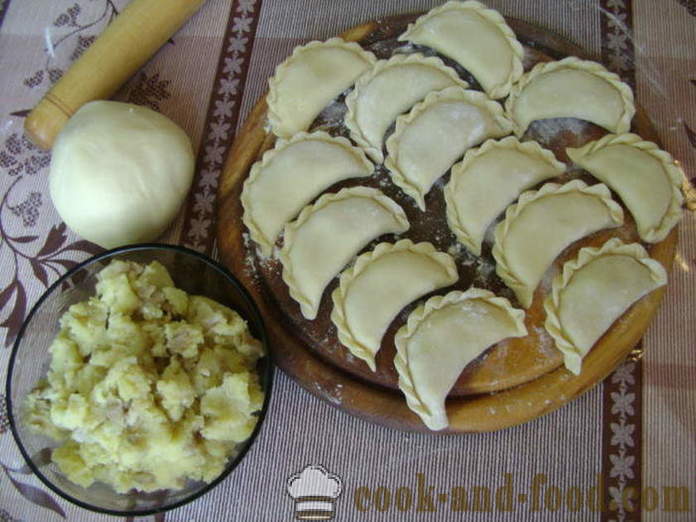 Νηστίσιμα ζυμαρικά με πατάτες και μανιτάρια - πώς να μαγειρεύουν ζυμαρικά με πατάτες και μανιτάρια, βήμα προς βήμα φωτογραφίες συνταγή