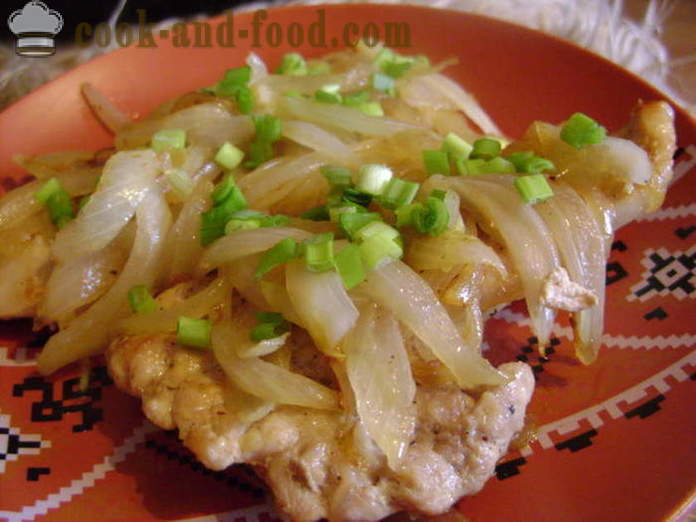 Χοιρινό εσκαλόπ με κρεμμύδια - πώς να μαγειρεύουν escalope του χοιρινού κρέατος, με μια βήμα προς βήμα φωτογραφίες συνταγή
