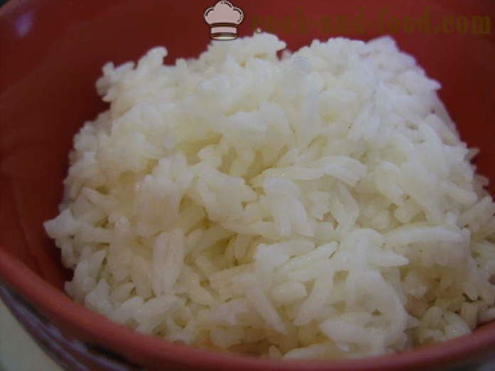 Ρύζι με κρέας στα κινέζικα - πώς να μαγειρεύουν ρύζι με κρέας σε ένα τηγάνι, μια βήμα προς βήμα φωτογραφίες συνταγή