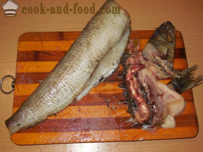 Νόστιμο ταριχευμένα ψάρια - πώς να μαγειρεύουν γεμιστά κιμά ψάρι και το ρύζι, με μια βήμα προς βήμα φωτογραφίες συνταγή