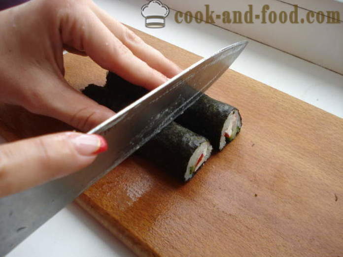 Σούσι με ραβδιά καβούρι και αγγούρι - πώς να κάνει σούσι με ραβδιά καβούρι στο σπίτι, βήμα προς βήμα φωτογραφίες συνταγή