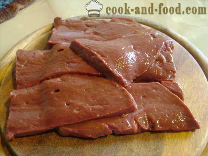 Μαλακό βοδινό συκώτι τηγανητό - πώς να μαγειρεύουν τηγανητό συκώτι βόειο κρέας είναι μαλακό, με μια βήμα προς βήμα φωτογραφίες συνταγή
