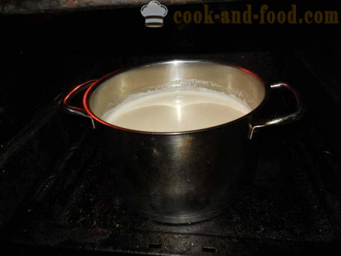 Νόστιμο κατσαρόλα γίνεται από το πρωτόγαλα αγελάδων και των αυγών - ως μάγειρας στο πρωτόγαλα φούρνο, ένα βήμα προς βήμα φωτογραφίες συνταγή