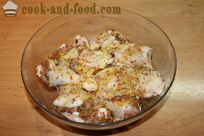 Κομμάτια κοτόπουλο, παναρισμένο - και νόστιμα για να μαγειρέψουν τα κομμάτια κοτόπουλο στο φούρνο, με μια βήμα προς βήμα φωτογραφίες συνταγή