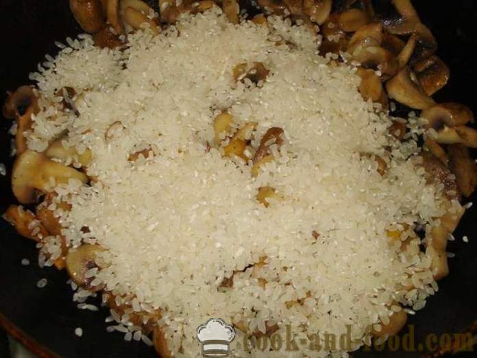 Μανιτάρι ριζότο με μανιτάρια - πώς να μαγειρεύουν το ριζότο στο σπίτι, βήμα προς βήμα φωτογραφίες συνταγή
