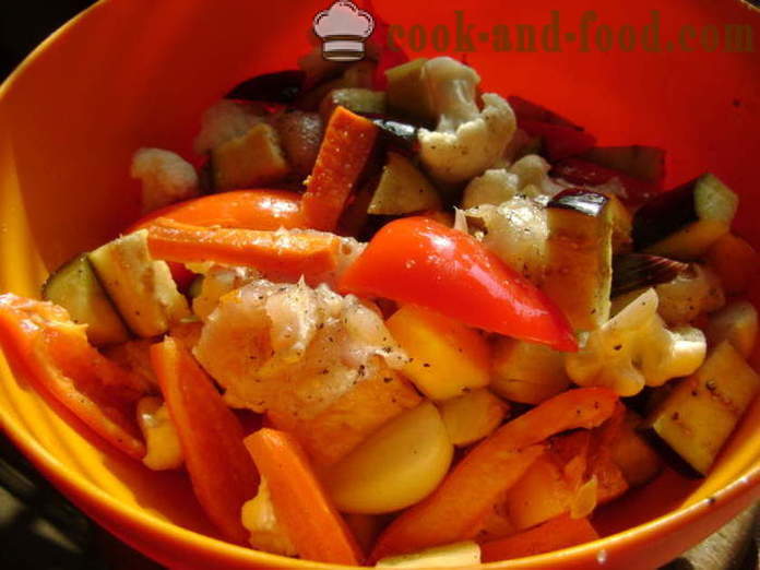 Φιλέτο κοτόπουλο με λαχανικά στο φούρνο - πώς να μαγειρεύουν κοτόπουλο με λαχανικά, ένα βήμα προς βήμα φωτογραφίες συνταγή