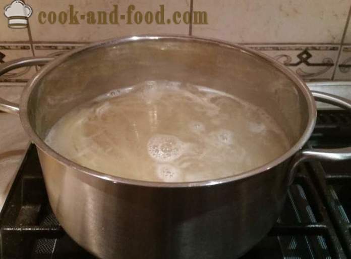 Πώς να μαγειρέψουν τα μακαρόνια στο τηγάνι - ένα βήμα προς βήμα φωτογραφίες συνταγή