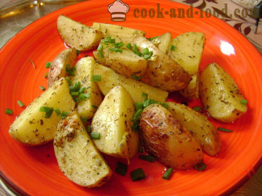 Πατάτες στο φούρνο με κρούστα - όπως ψητά φέτες πατάτας στο φούρνο, με μια βήμα προς βήμα φωτογραφίες συνταγή