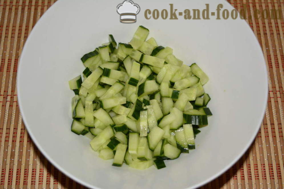 Σαλάτα με κονσέρβες τόνου και μαγιονέζα - πώς να προετοιμάσει μια σαλάτα με κονσέρβες τόνου, βήμα προς βήμα φωτογραφίες συνταγή