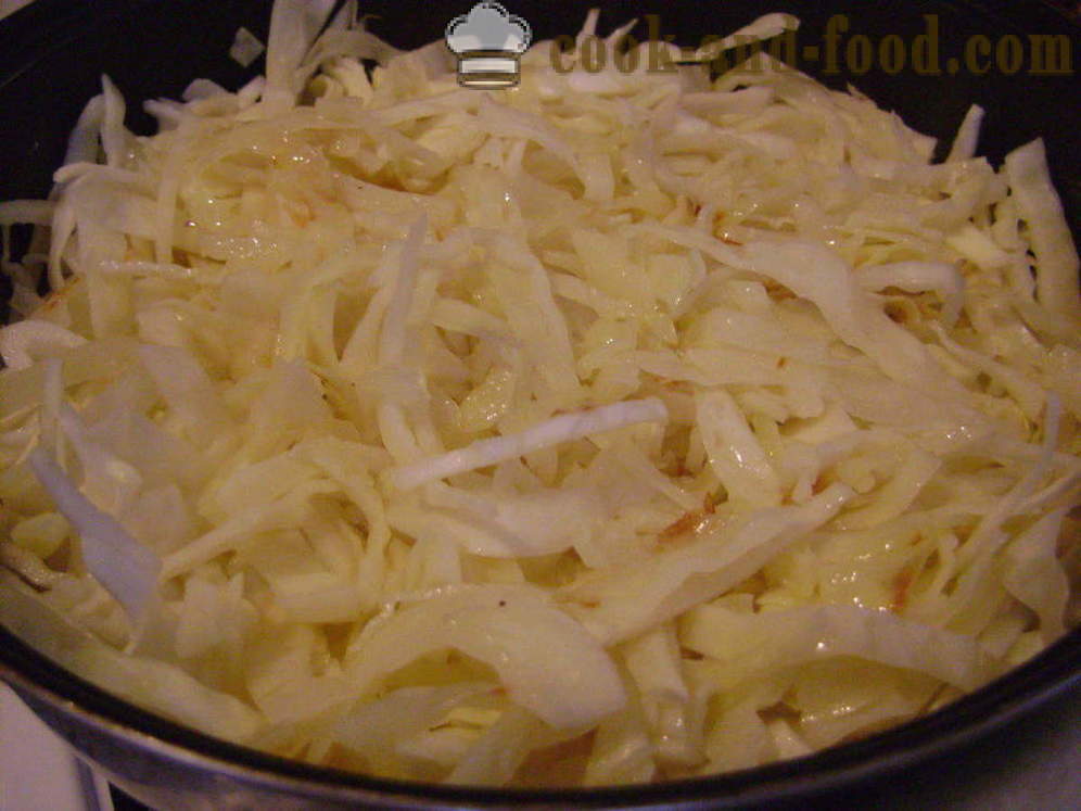Κοκκινιστό λάχανο με πατάτες, κοτόπουλο και μανιτάρια - τόσο νόστιμο για να μαγειρέψουν βρασμένο λάχανο, βήμα προς βήμα φωτογραφίες συνταγή