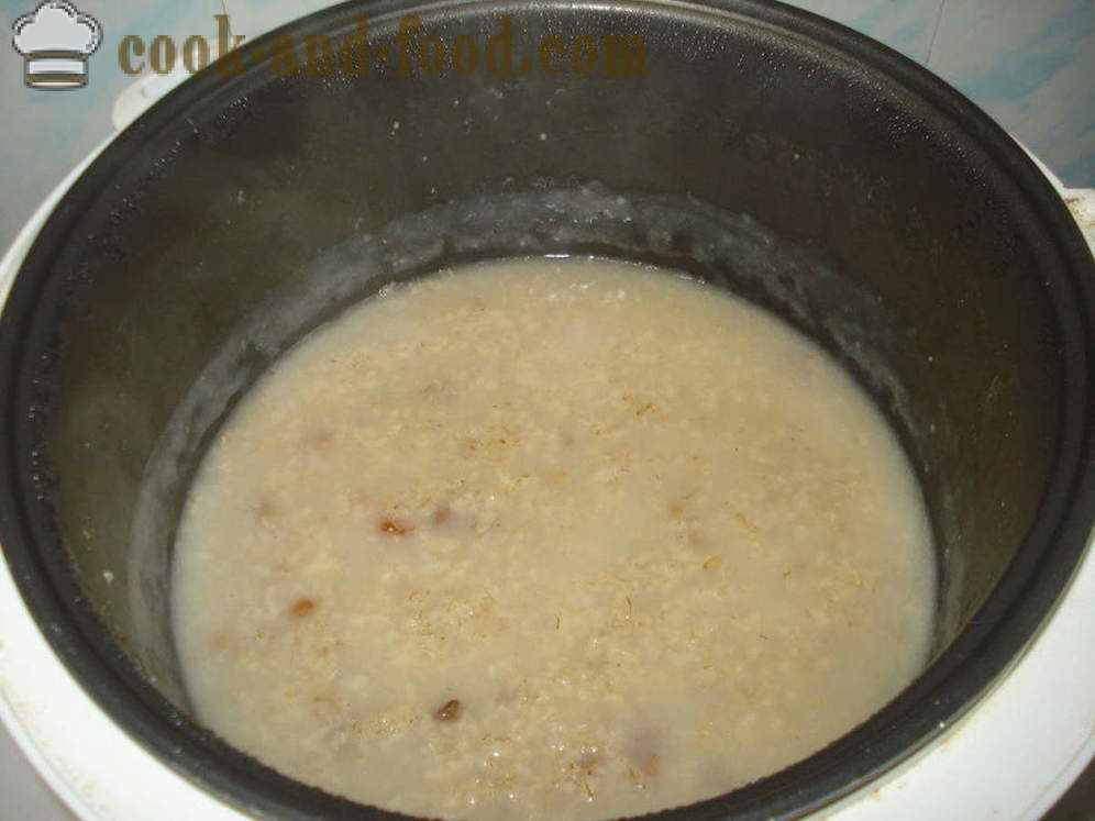 Oatmeal για το νερό στο multivarka - πώς να μαγειρεύουν πλιγούρι βρώμης multivarka, βήμα προς βήμα φωτογραφίες συνταγή