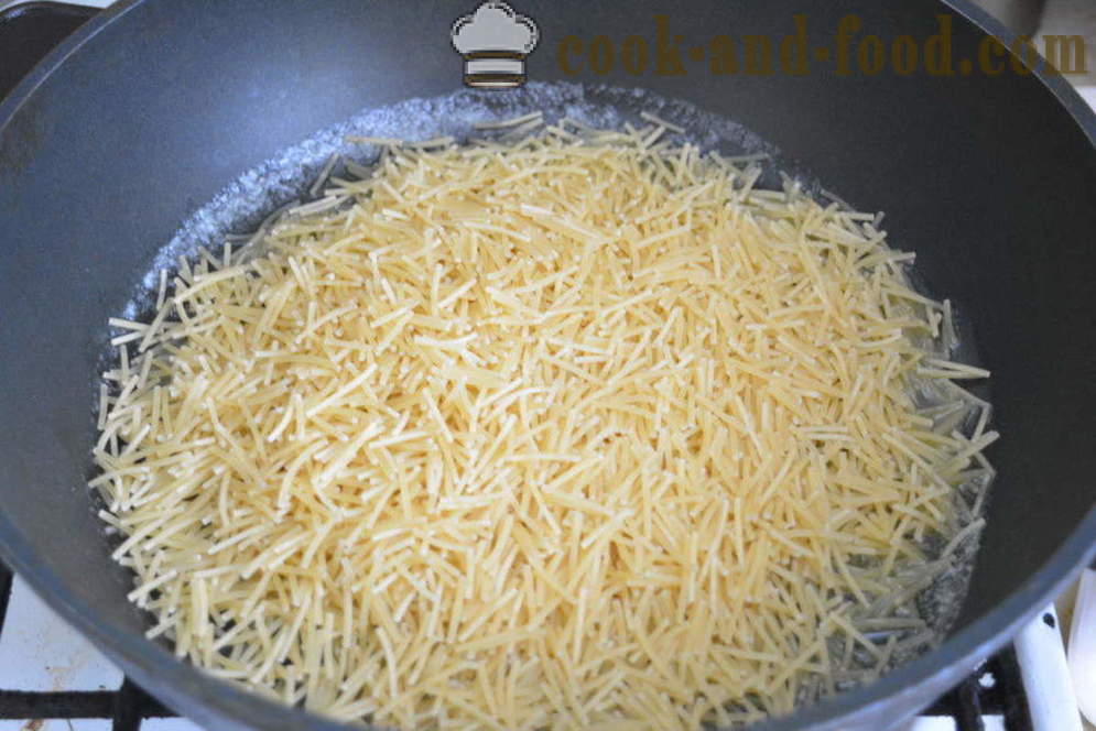 Τηγανητά noodles σε ένα τηγάνι - πώς να μαγειρεύουν τηγανητό φιδέ, ιστός αράχνης, χωρίς την αποστράγγιση του νερού, βήμα προς βήμα φωτογραφίες συνταγή
