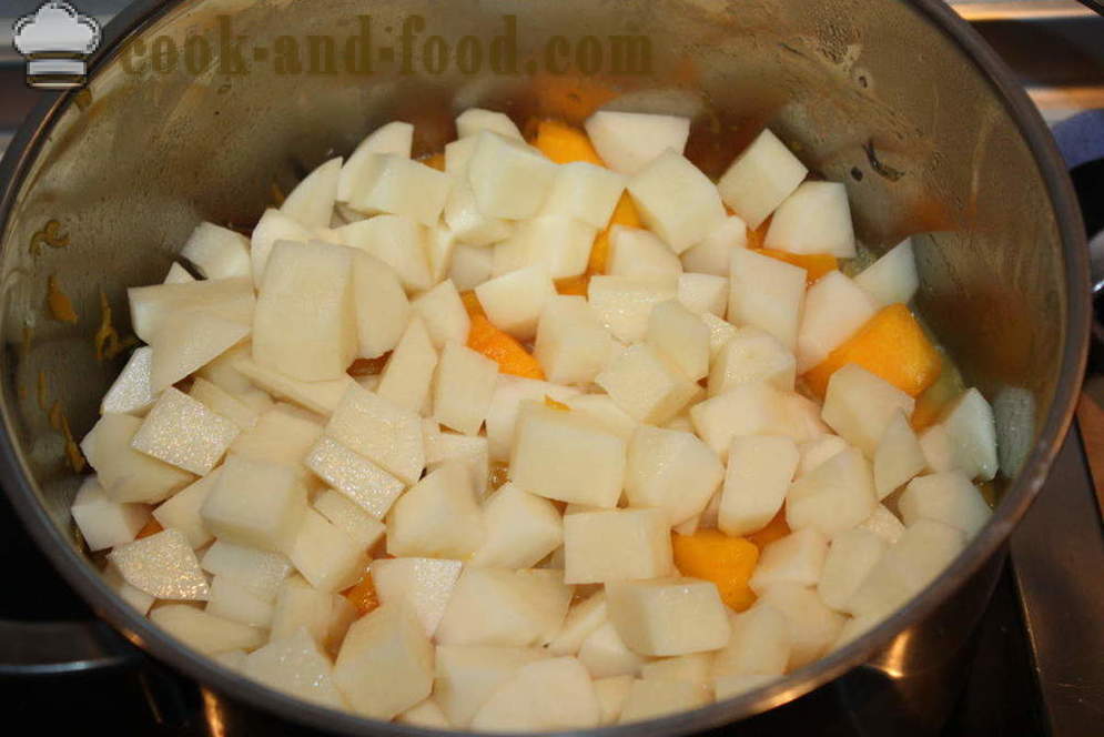 Κρέμα της κολοκύθας με κεφτεδάκια - πώς να μαγειρεύουν σούπα πουρέ κολοκύθας, μια βήμα προς βήμα φωτογραφίες συνταγή