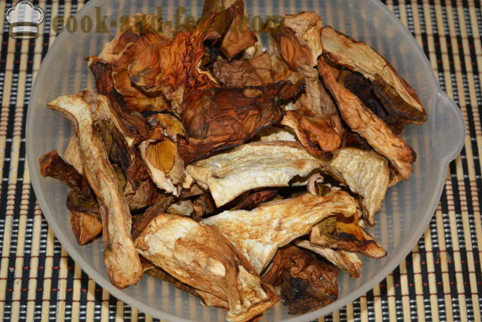 Σπιτική τουρσί με μανιτάρια και αγγούρι - πώς να μαγειρεύουν χωρίς κρέας και τουρσί κριθάρι, βήμα προς βήμα φωτογραφίες συνταγή