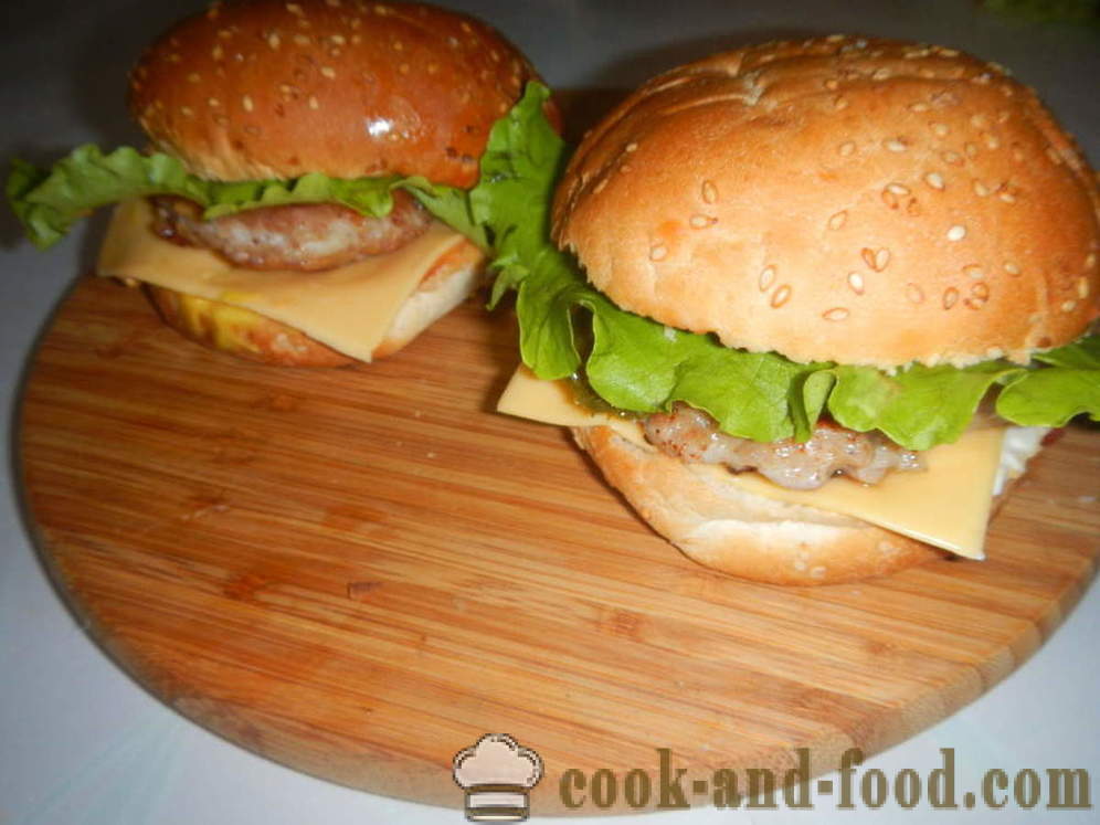 Ζουμερό μπιφτέκι - πώς να κάνει ένα burger στο σπίτι, βήμα προς βήμα φωτογραφίες συνταγή