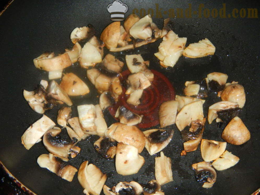 Ομελέτα με μανιτάρια και τυρί στο τηγάνι - πώς να μαγειρεύουν ομελέτα με ξινή κρέμα, ένα βήμα προς βήμα φωτογραφίες συνταγή