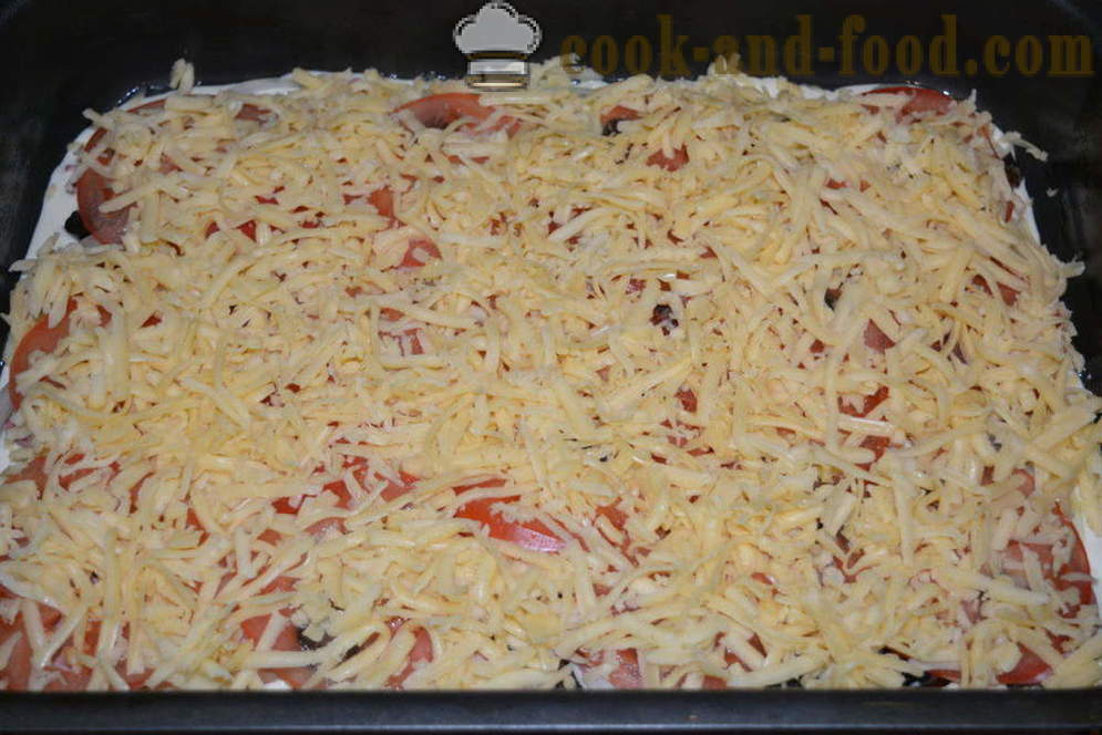 Γρήγορη πίτσα με ξινή κρέμα και σάλτσα μαγιονέζας με λουκάνικο και μανιτάρια - πώς να μαγειρεύουν μια πίτσα στο σπίτι στο φούρνο, με μια βήμα προς βήμα φωτογραφίες συνταγή