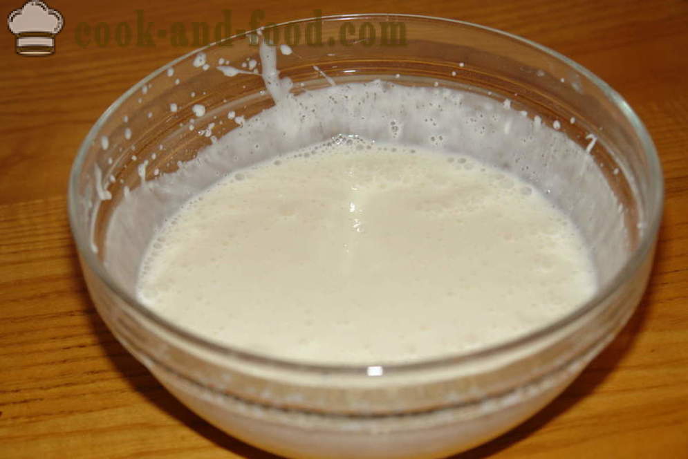 Ένα νόστιμο παντεσπάνι σοκολάτας με κρέμα γάλακτος - πώς να κάνει ένα κέικ σοκολάτας, ένα βήμα προς βήμα φωτογραφίες συνταγή