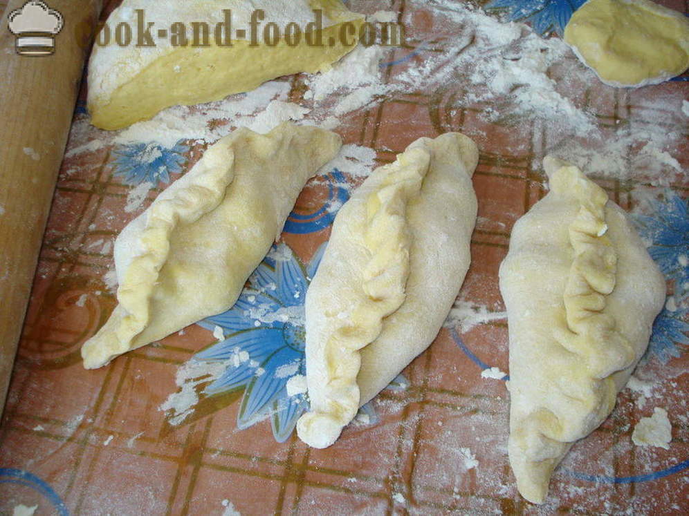 Οι αρχικές μεγάλες ζυμαρικά με μούρα - πώς να μαγειρεύουν ζυμαρικά με μούρα, μια βήμα προς βήμα φωτογραφίες συνταγή