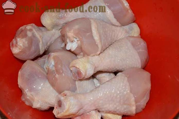 Κοτόπουλο κνήμη σε multivarka με λαχανικά και σάλτσα - τόσο νόστιμο για να μαγειρέψουν μπούτια κοτόπουλο σε multivarka, βήμα προς βήμα φωτογραφίες συνταγή