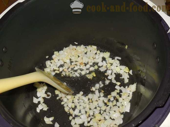 Μελιτζάνα βρασμένο σε ξινή κρέμα με σκόρδο και μανιτάρια - πώς να μαγειρεύουν μελιτζάνας βρασμένο με ξινή κρέμα, ένα βήμα προς βήμα φωτογραφίες συνταγή