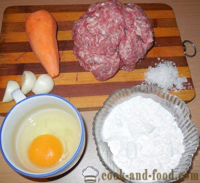 Νόστιμα μπιφτέκια από κιμά: χοιρινό, βοδινό κρέας, τα καρότα και το σκόρδο - πώς να μαγειρεύουν παϊδάκια κρέατος, ένα βήμα προς βήμα φωτογραφίες συνταγή