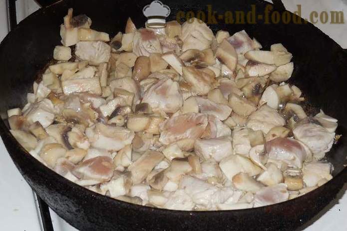 Κοτόπουλο κοκκινιστό με μανιτάρια ή πώς να μαγειρεύουν στιφάδο κοτόπουλο - ένα βήμα προς βήμα φωτογραφίες συνταγή